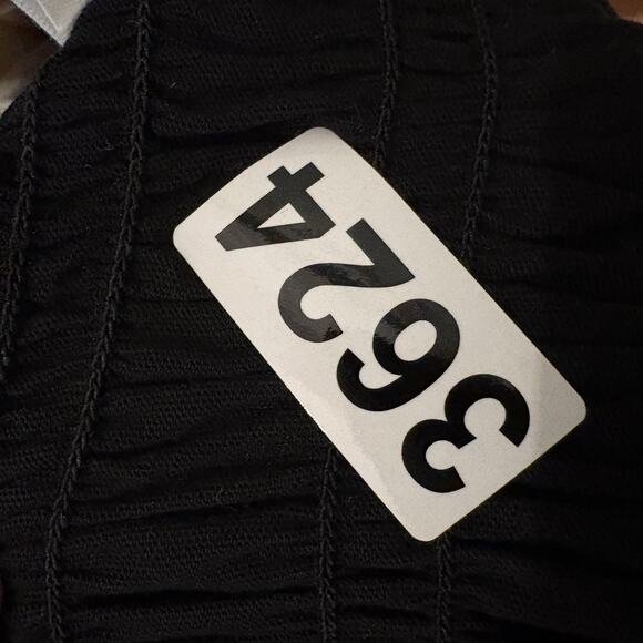 Old Navy CropTop Petite M Black Milkmaid Babydoll Ruffled Smocking Square Neck - Picture 11 of 11